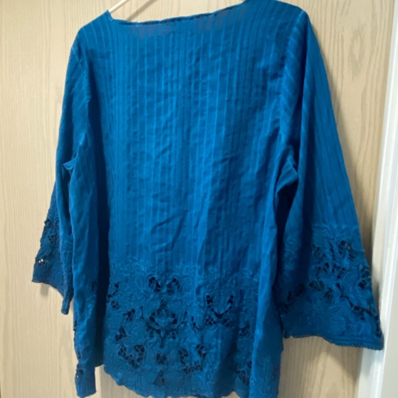 Soft Surroundings Batik  Blue Linen  Size L Long Sleeves i - Picture 3 of 13